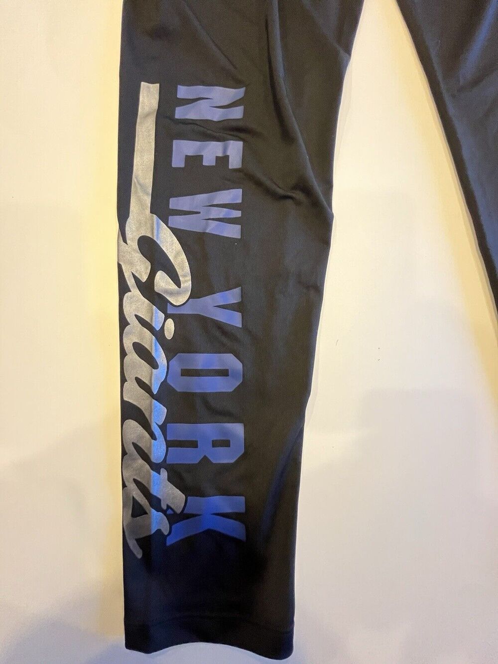 G-lll NFL New York Giants Black Leggings with Team Name/Logo X-Large